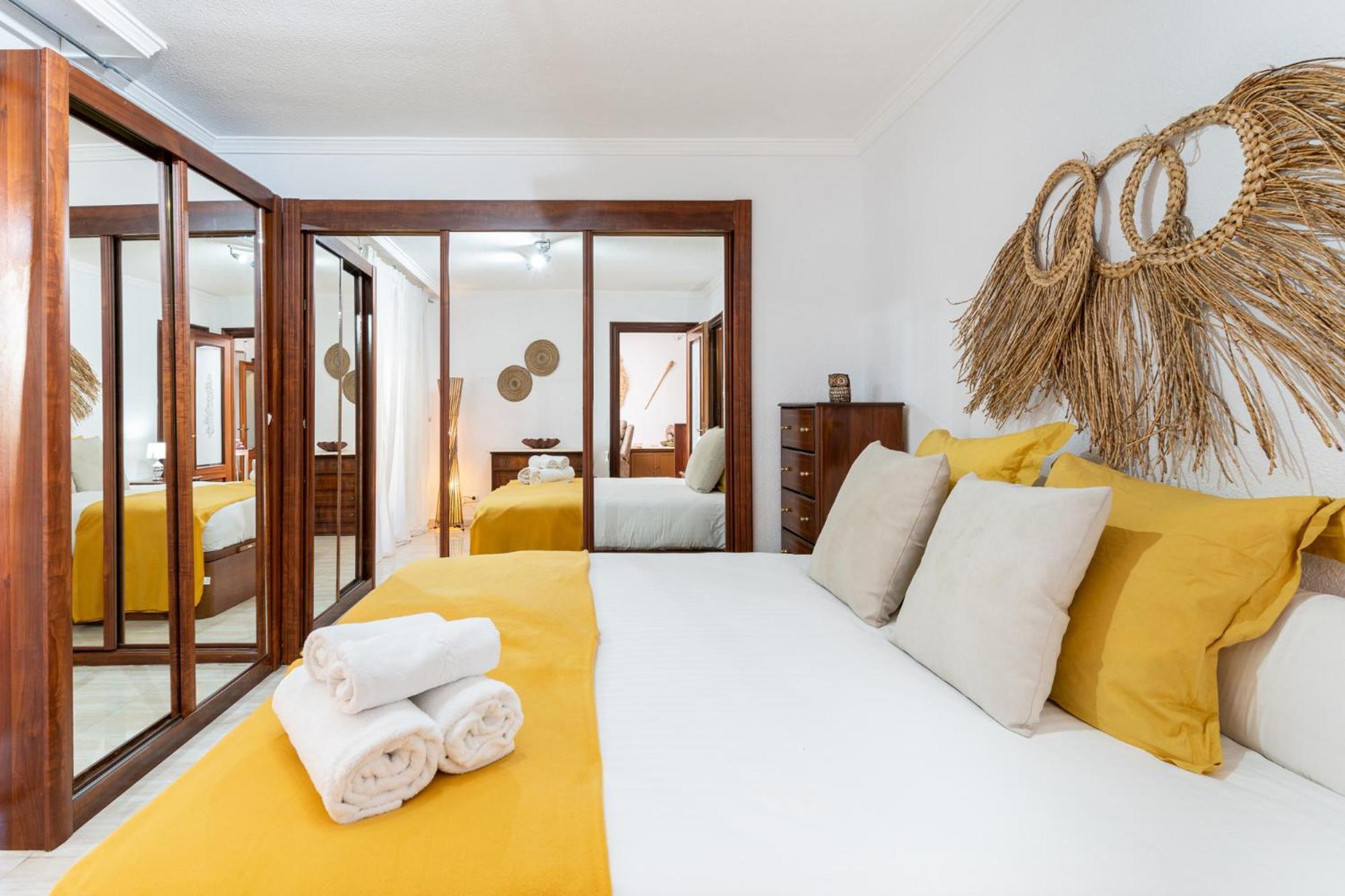 Blonzu Tailandia Appartement Torremolinos Buitenkant foto